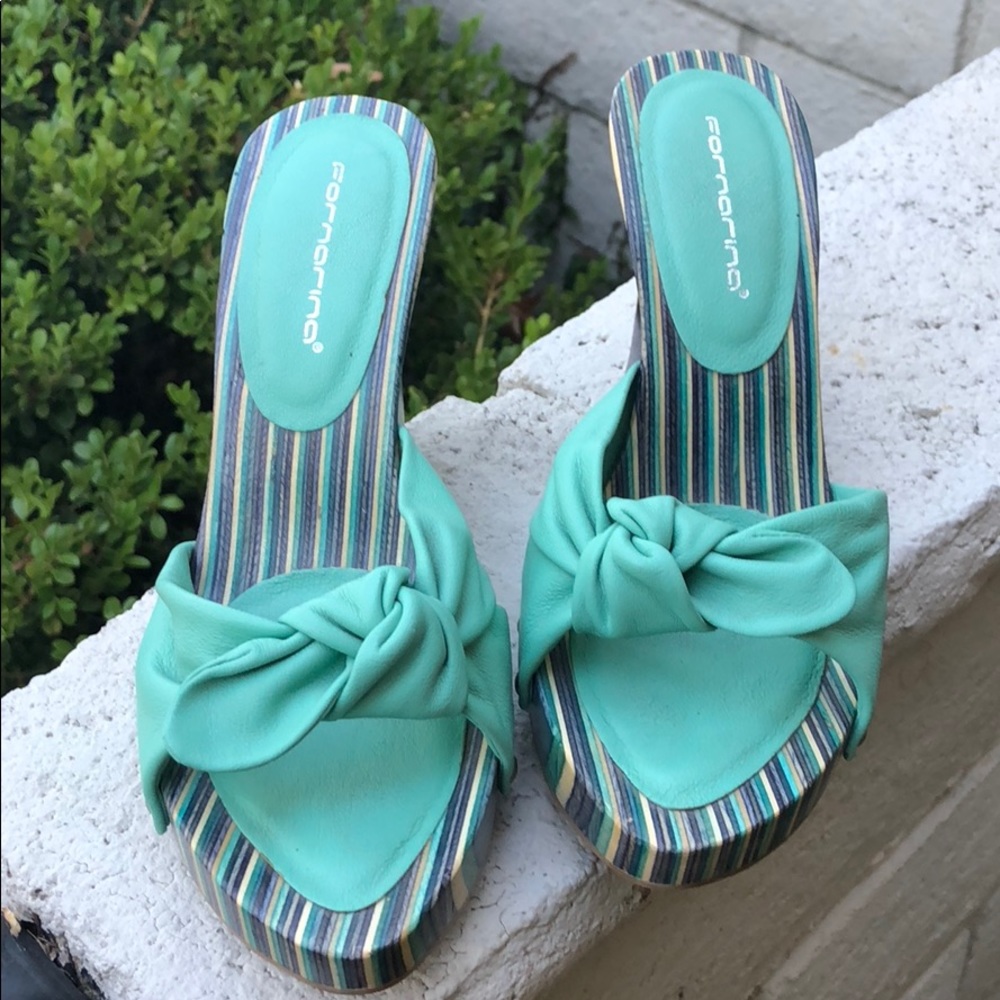 Summery Wooden Wedges!
